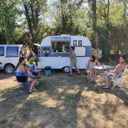 Domek alpejski Tipi Cheyenne Des Monteaux Vivy
