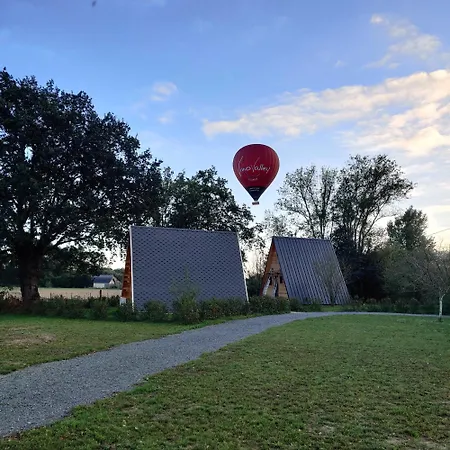 Tipi Cheyenne Des Monteaux *
