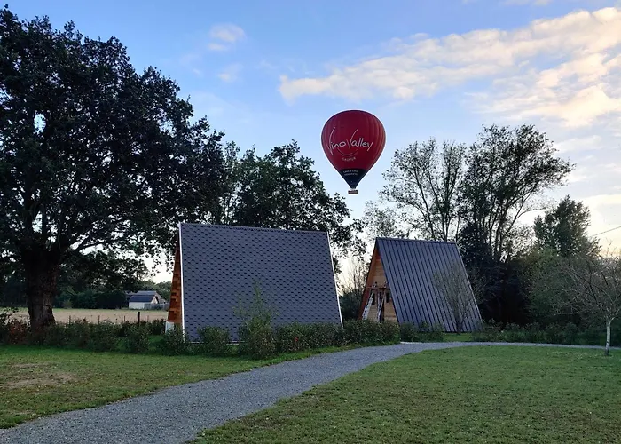 Tipi Cheyenne Des Monteaux *